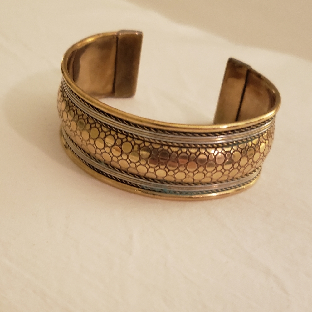 Tricolor Cuff Bracelet